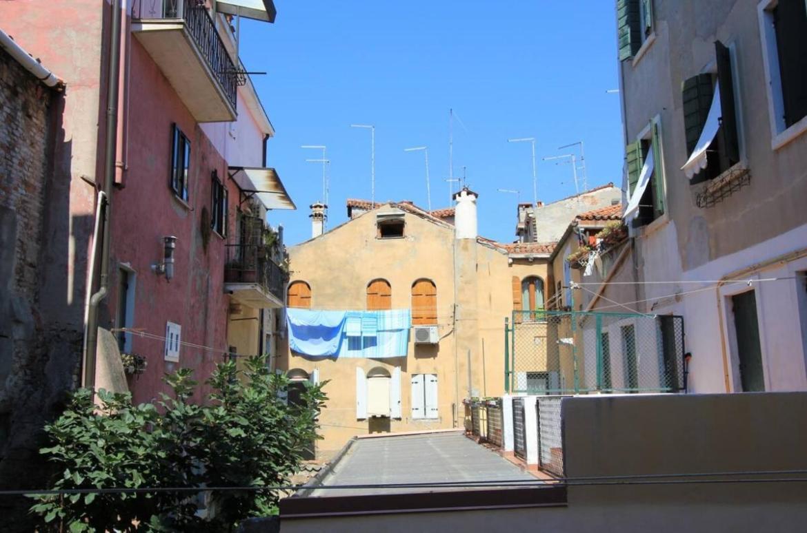 Casa Costa Biennale *